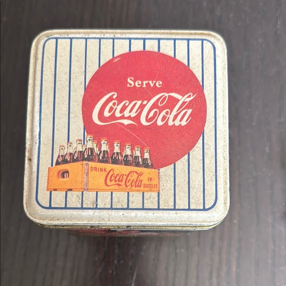 Coca-Cola Red and White Striped Tin with Vintage Design - Picture 1 of 7